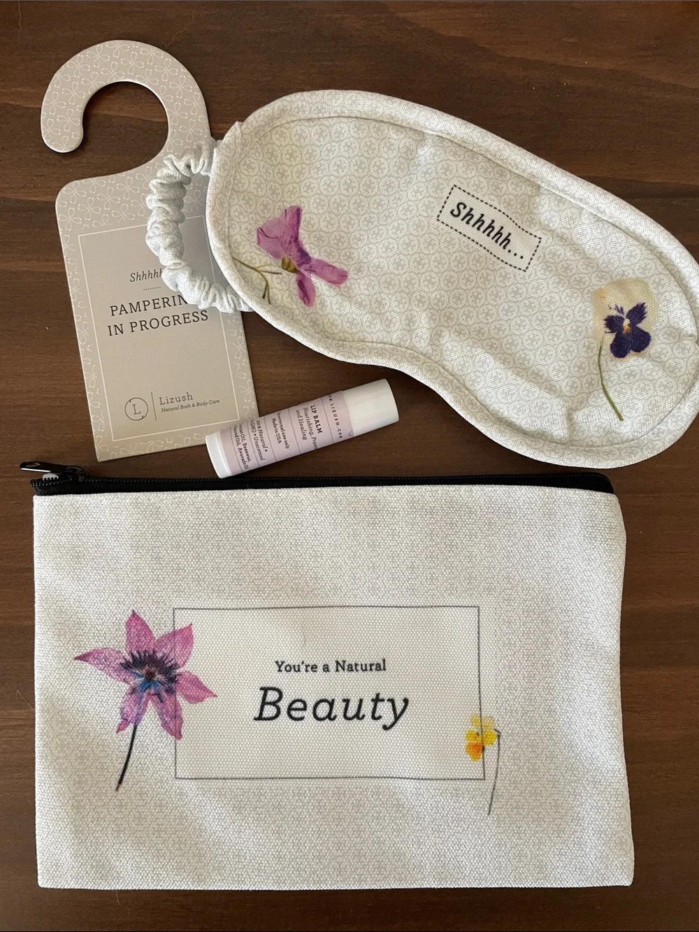 Floral Sleep Mask & Cosmetic Pouch Set in Cream